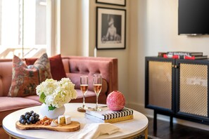 Interior - Hart Suite 16 by Avantstay Gorgeous Town House w/ Modern Amenities in Nashville! (Nashville)