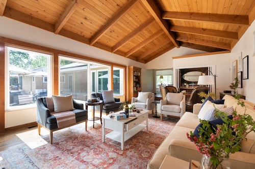 Wildflower by Avantstay Gorgeous Wine Country Home w/ Pool, Bocce Ball Court & Huge Yard!