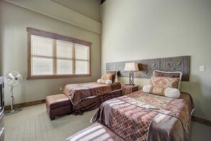 Apartment (3 Bedrooms) | Interior - Mont Cervin #31 by Avantstay Luxury Ski in Ski out Home in Park City! (Park City)