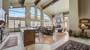 Căn hộ (3 Bedrooms) | Nội thất