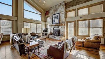 Căn hộ (3 Bedrooms) | Mặt tiền nơi lưu trú