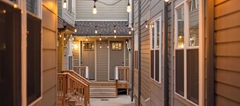 Hart Suite Buyout 1 by Avantstay Two Town House Buyout w/ Modern Amenities in Nashville!