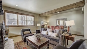 Interior - Mont Cervin #23 by Avantstay Luxury Ski in Ski out Home in Park City! (Park City)