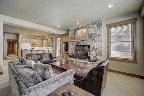 Mont Cervin #23 by Avantstay Luxury Ski in Ski out Home in Park City!