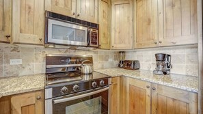 อพาร์ทเมนท์ (3 Bedrooms) | ภายใน