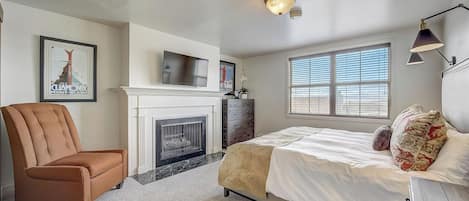 Apartment (3 Bedrooms) | Front of property