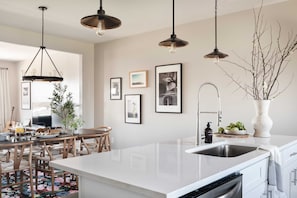 House (3 Bedrooms) | Interior - Chesney by Avantstay Contemporary East Nashville Home w/ Southern Flare (Nashville)