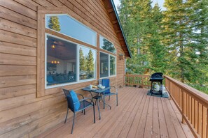 Interior - Golden Summit by Avantstay Stunning Secluded Cabin w/ Access to Tahoe Donner (Truckee)