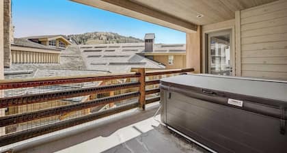 Mont Cervin #21 by Avantstay Luxury Ski in Ski out Home in Park City!