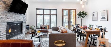 Apartment (2 Bedrooms) | Front of property