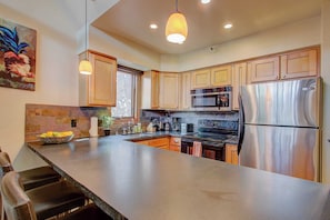 Apartment (4 Bedrooms) | Interior - Ski-in/ski-out Townhome Steps to Main St & Ski Lift Deck View of Old Town (Park City)