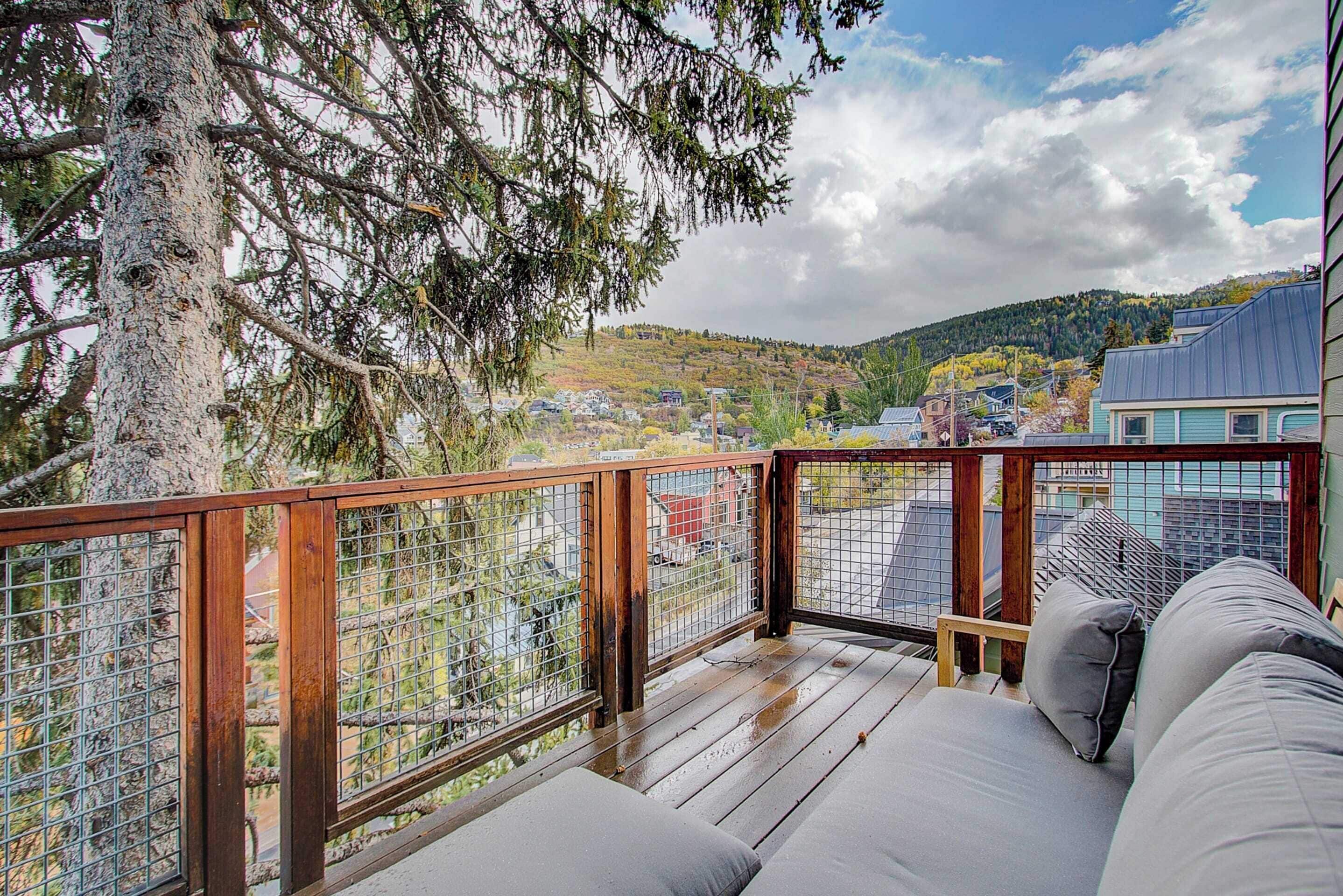 อพาร์ทเมนท์ (4 Bedrooms) | ด้านหน้าที่พัก