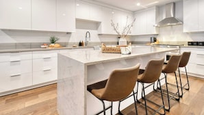 บ้านพัก (4 Bedrooms) | ภายใน