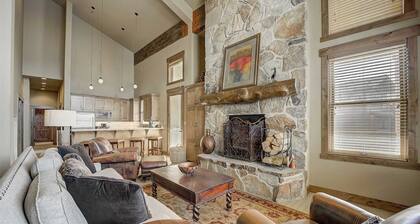 Mont Cervin #32 by Avantstay Ski In Ski Out Home in Silver Lake Village w/ Hot Tub