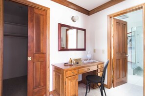 House (Multiple Bedrooms) | Interior