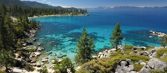 Whiskey Springs by Avantstay Classic Cabin Near Tahoe Donner Ski Area!