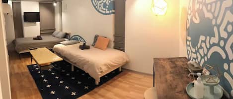 1 bedroom, desk, free WiFi, bed sheets