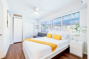 3 habitaciones, escritorio, tabla de planchar con plancha y wifi gratis 