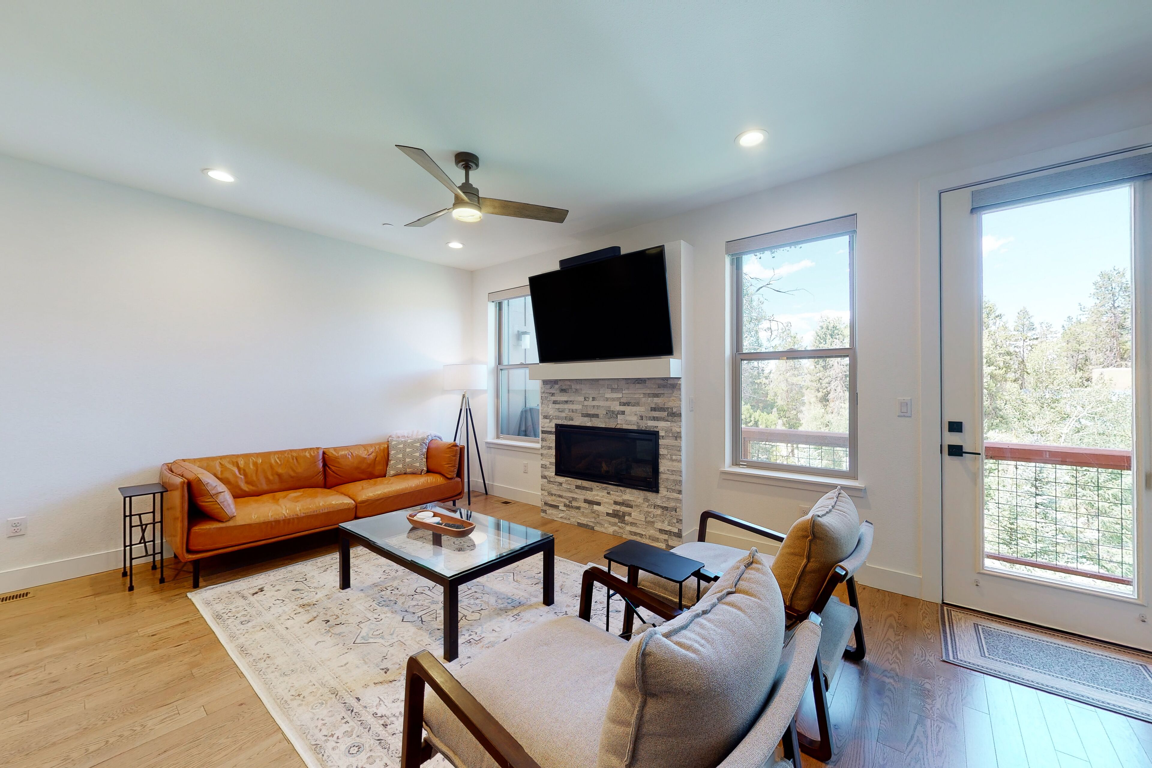 Modern mountain condo with grill, fireplace, & W/D - near skiing & rec center