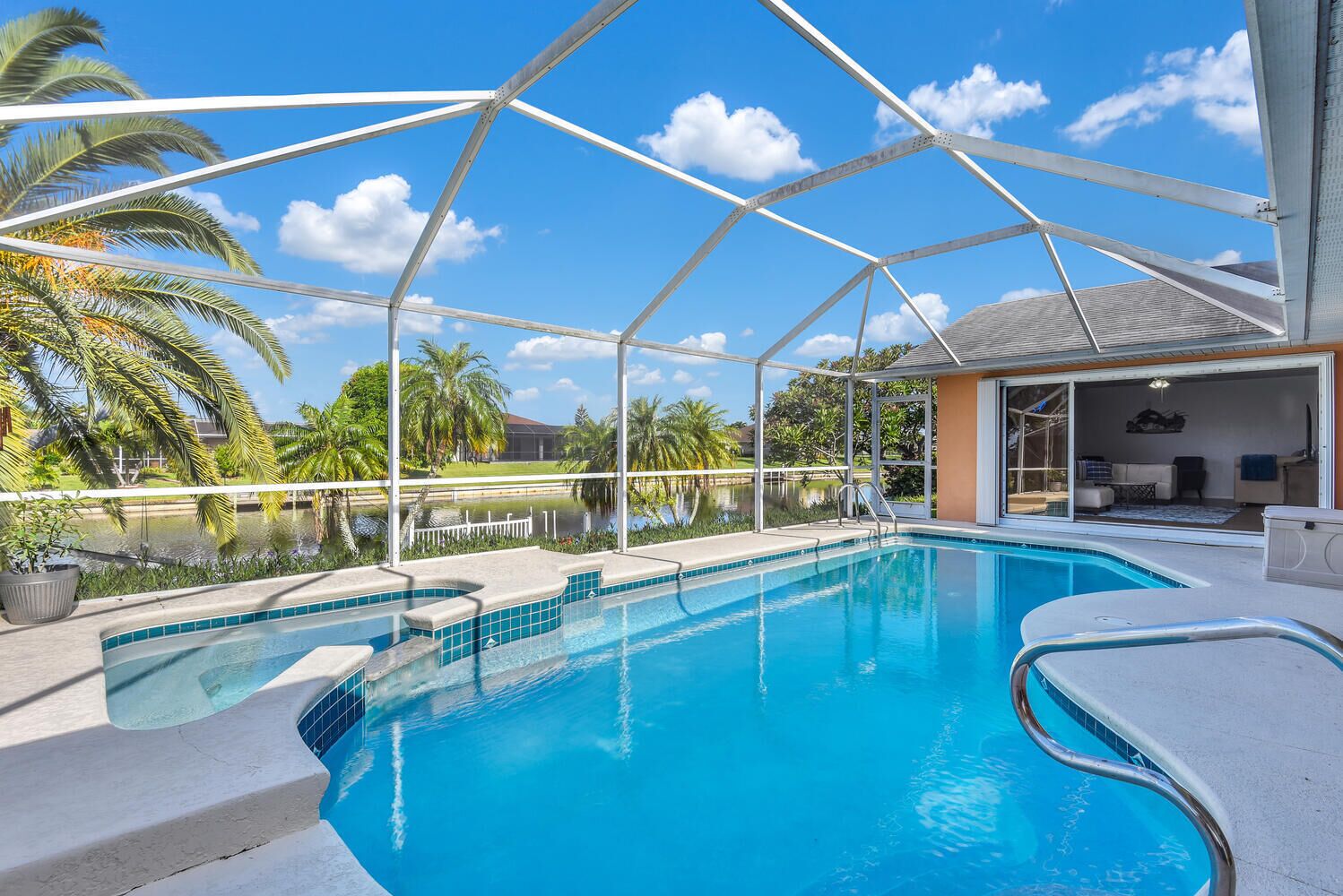 Serenity at Cape - 3/2 Sleeps 8, Electric Heated Pool & Spa