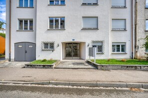 Exterior - Bright St. Johann 3 Room w/ Storage & W/D, nr Local Market, by Blueground (Basel)