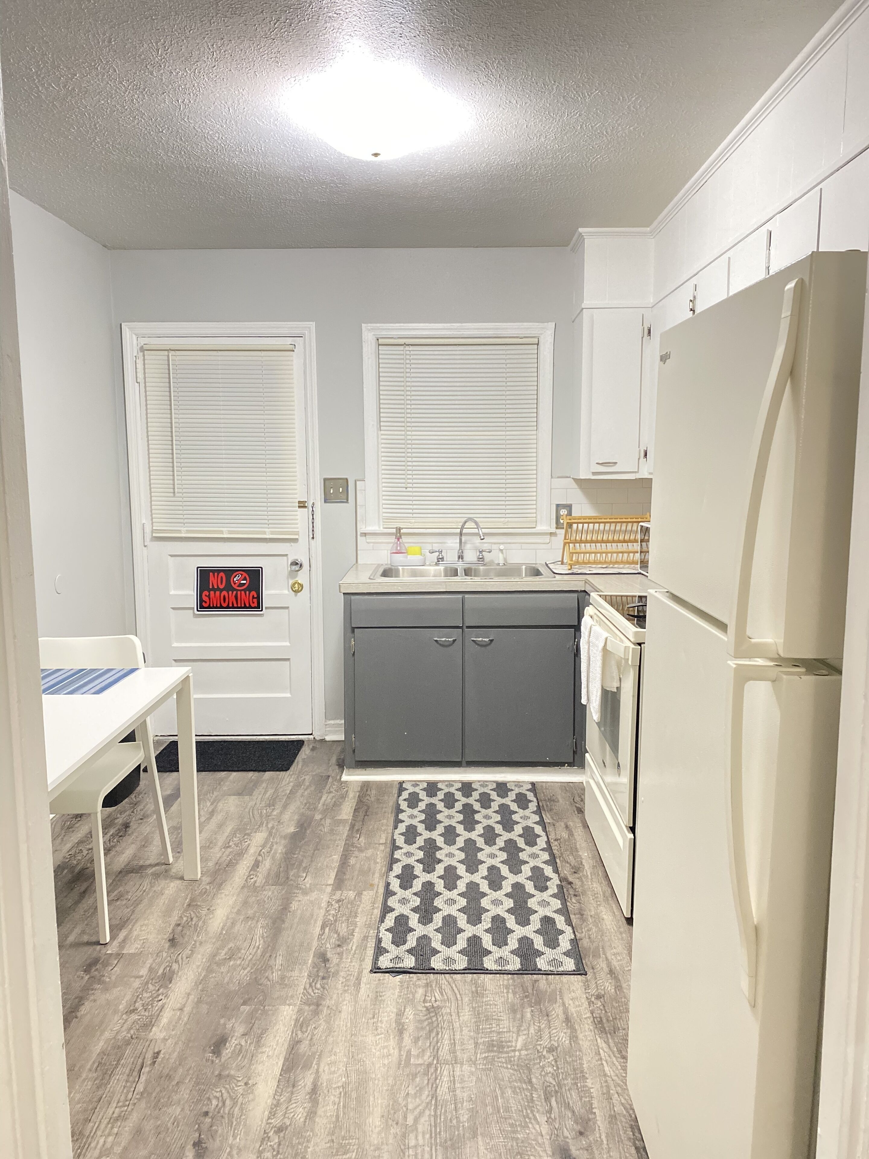 Relaxing Suite A- 2 minutes to Phoebe