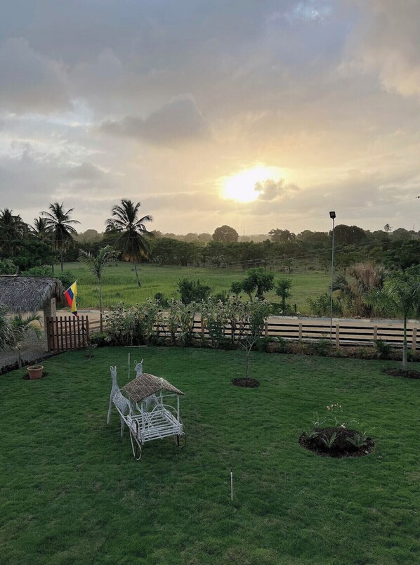 Property grounds - Farm house <br>Warm, cozy and full of charm (Higüey)