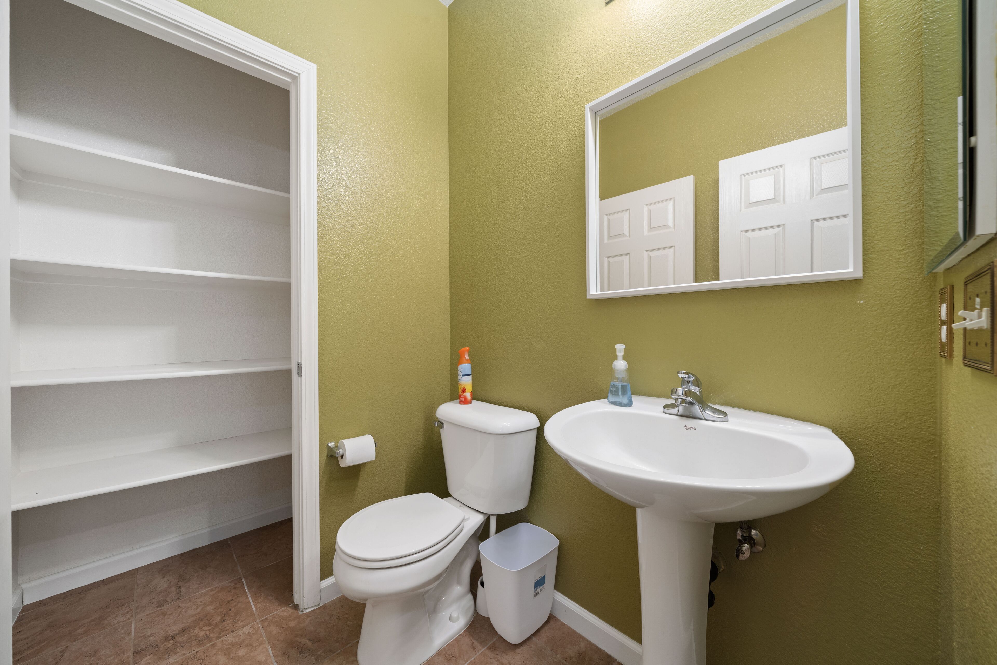 4-Bedroom with Perfect Offices and Board Games