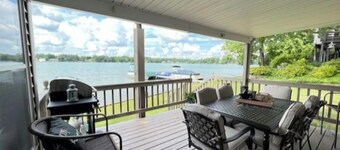 Live & Love Life on the Lake at Sunset Cottage!