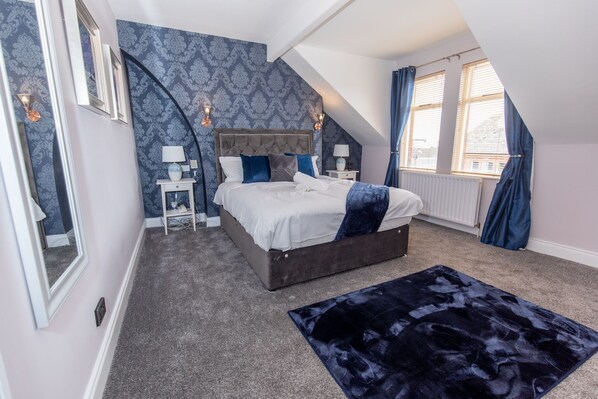 4 Schlafzimmer, Bügeleisen/Bügelbrett, WLAN, Bettwäsche