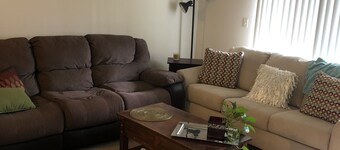 1 bedroom w//private bath at 2 bed apt. Shared kitchen and livingroom 