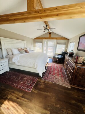 1 Schlafzimmer, Zimmersafe, kostenloses WLAN, Bettwäsche