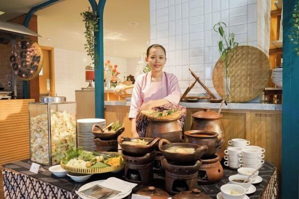 Restaurant - Louis Kienne Hotel Pemuda (Semarang)