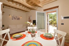 Dining - Ginepro Grillo, Camaiore, Italy (Camaiore)