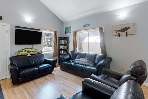 تلفزيون، مشغل دي في دي، مكتبة فيديو