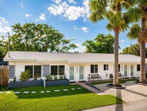 Exterior - Luxe Crash Pad Near FTL Beach (Fort Lauderdale)