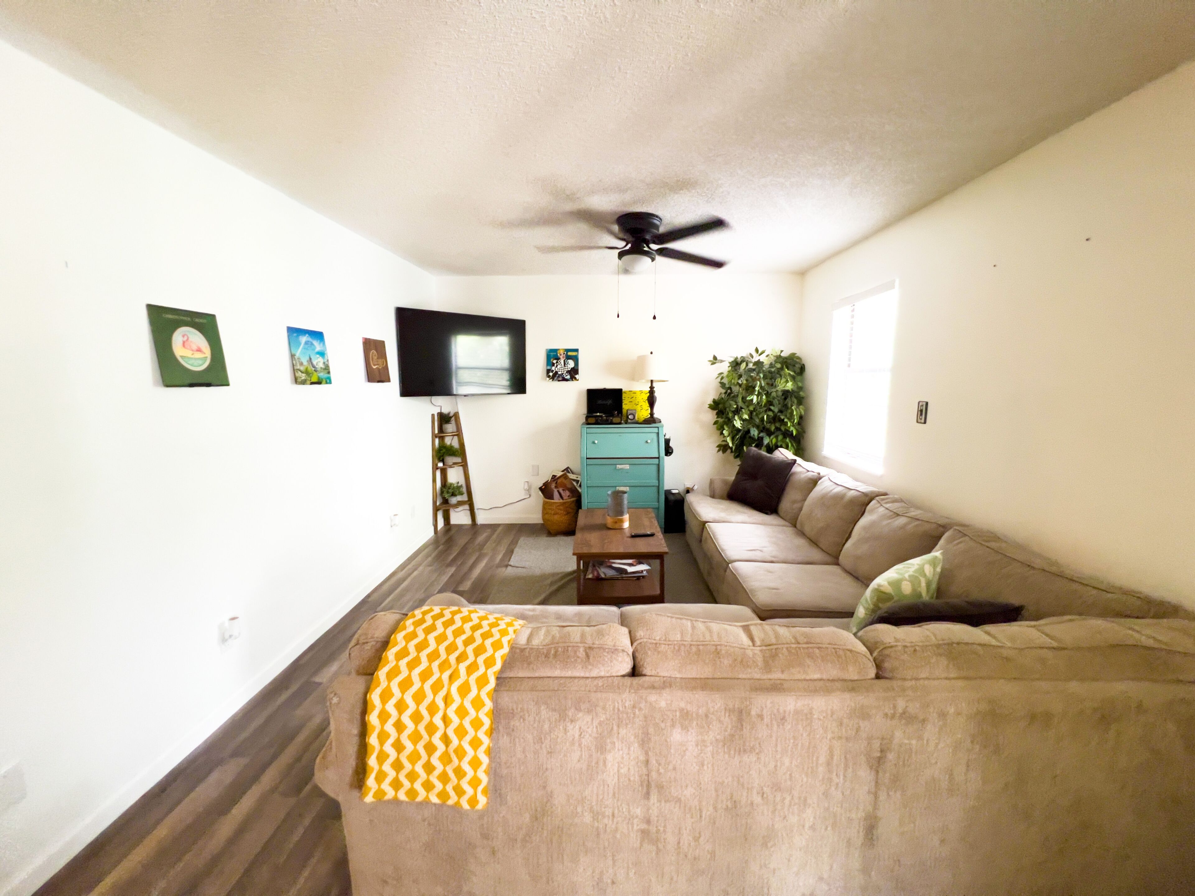 Blast From The Past- Retro BnB🕺🏽📼