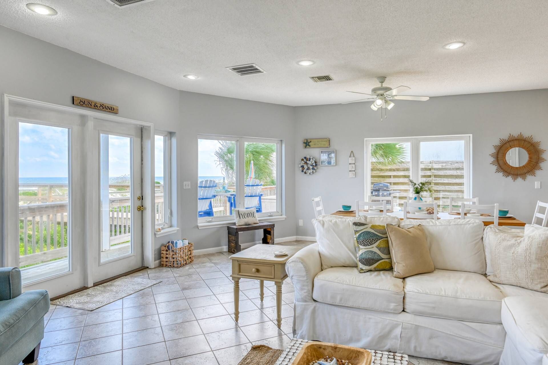 Magnificent Beachfront! Huge Deck w/Ocean Views and Breezes, Private Beach Access, Family Friendly