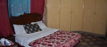 Hotel Neelum Valley