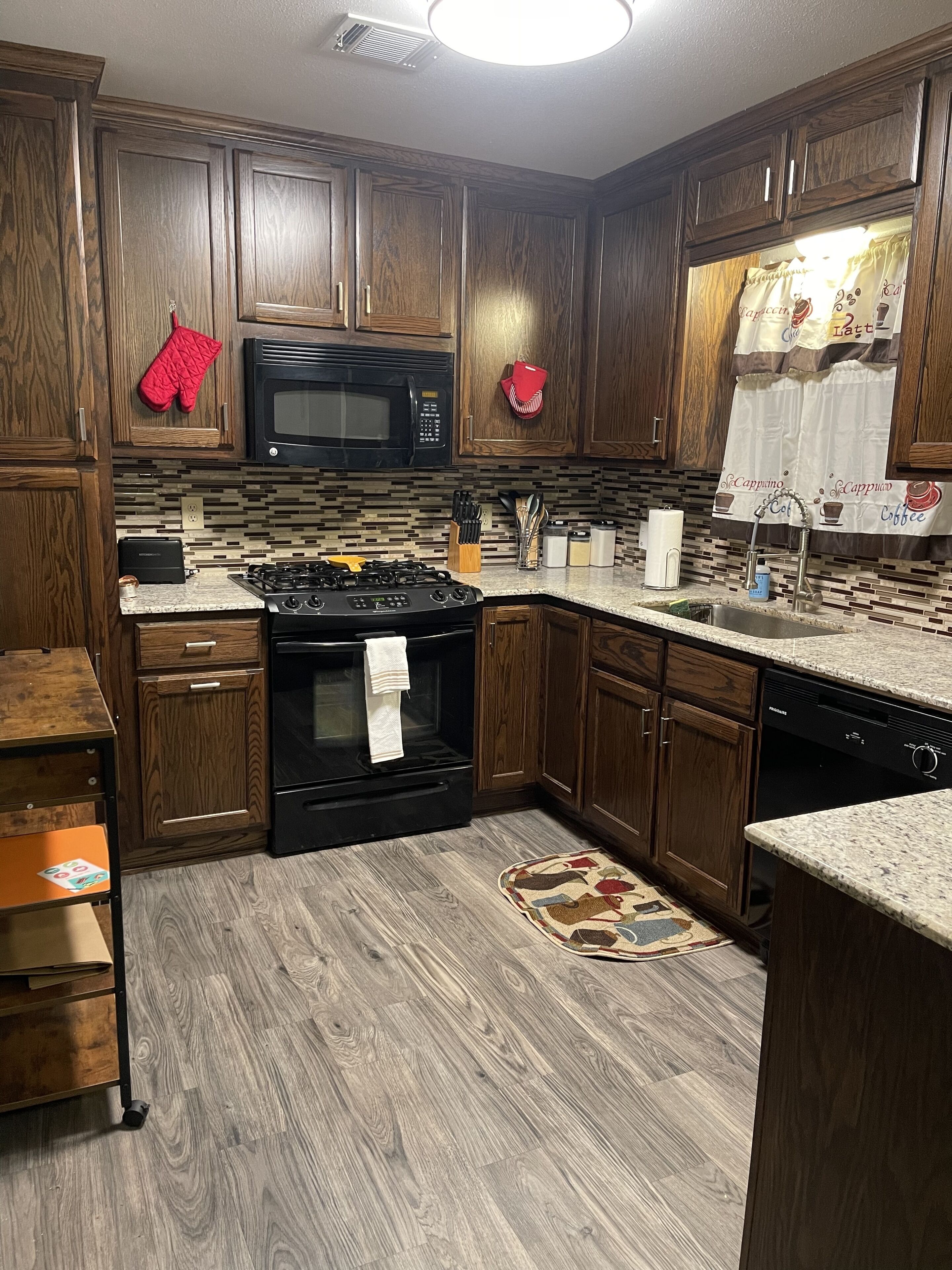 1.1 mile walking distance to TAMU Kyle Field