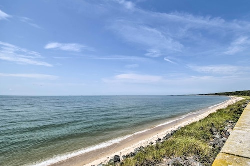 Pet-Friendly Woodsy Gem: 1/4 Mi to Chesapeake Bay