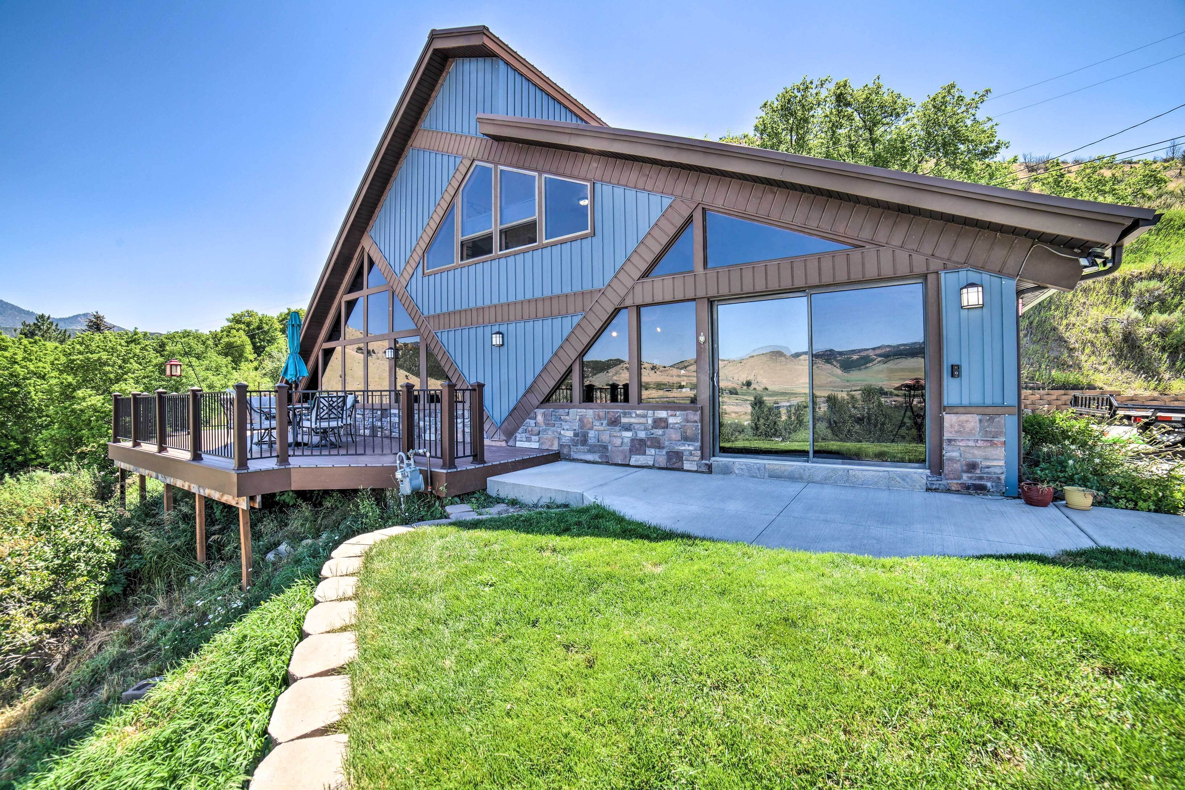 Grand Idaho Cabin < 1 Mi to Lava Hot Springs!