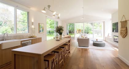 Luxury Villas Balnarring Botanical Cottage (Heated Pool)