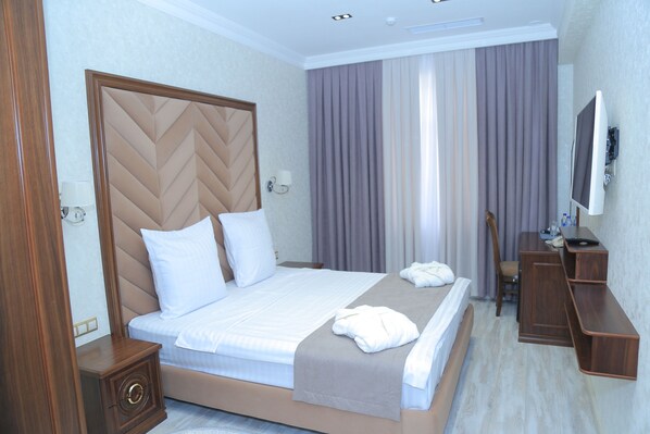 Superior Double Room | Premium bedding, free minibar, in-room safe, desk