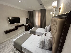 Superior Twin Room | Premium bedding, free minibar, in-room safe, desk - Golden Samarkand (Samarkand)
