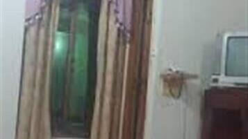 Habitación cuádruple | Escritorio, espacio para trabajar con laptop y wifi gratis