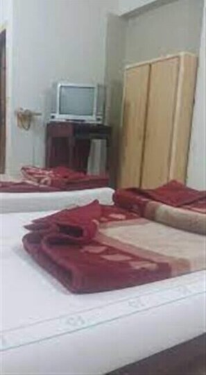 1 غرفة نوم ومكتب ومساحة عمل للكمبيوتر المحمول وواي فاي مجانًا
