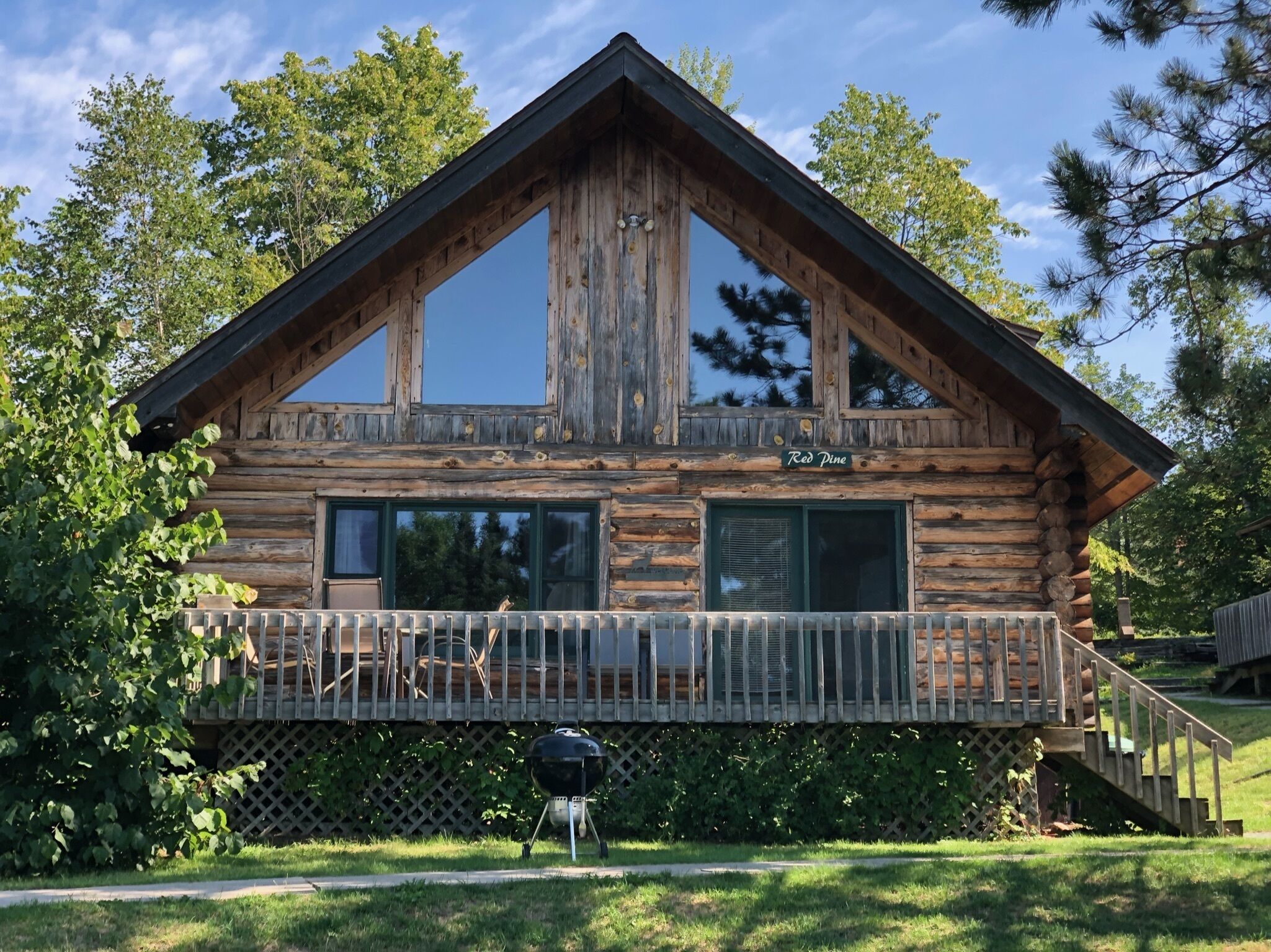 Pelican Lake Resort - Red Pine
