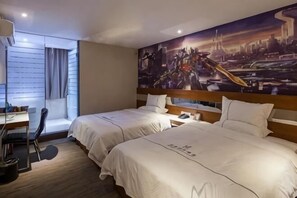 A hotel room with two beds, a desk, and a chair. - Modern Boutique Hotel (Taishan)