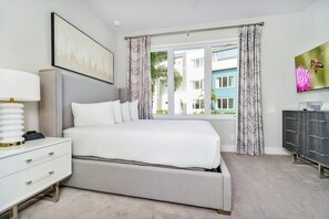 3 bedrooms, in-room safe, iron/ironing board, travel cot